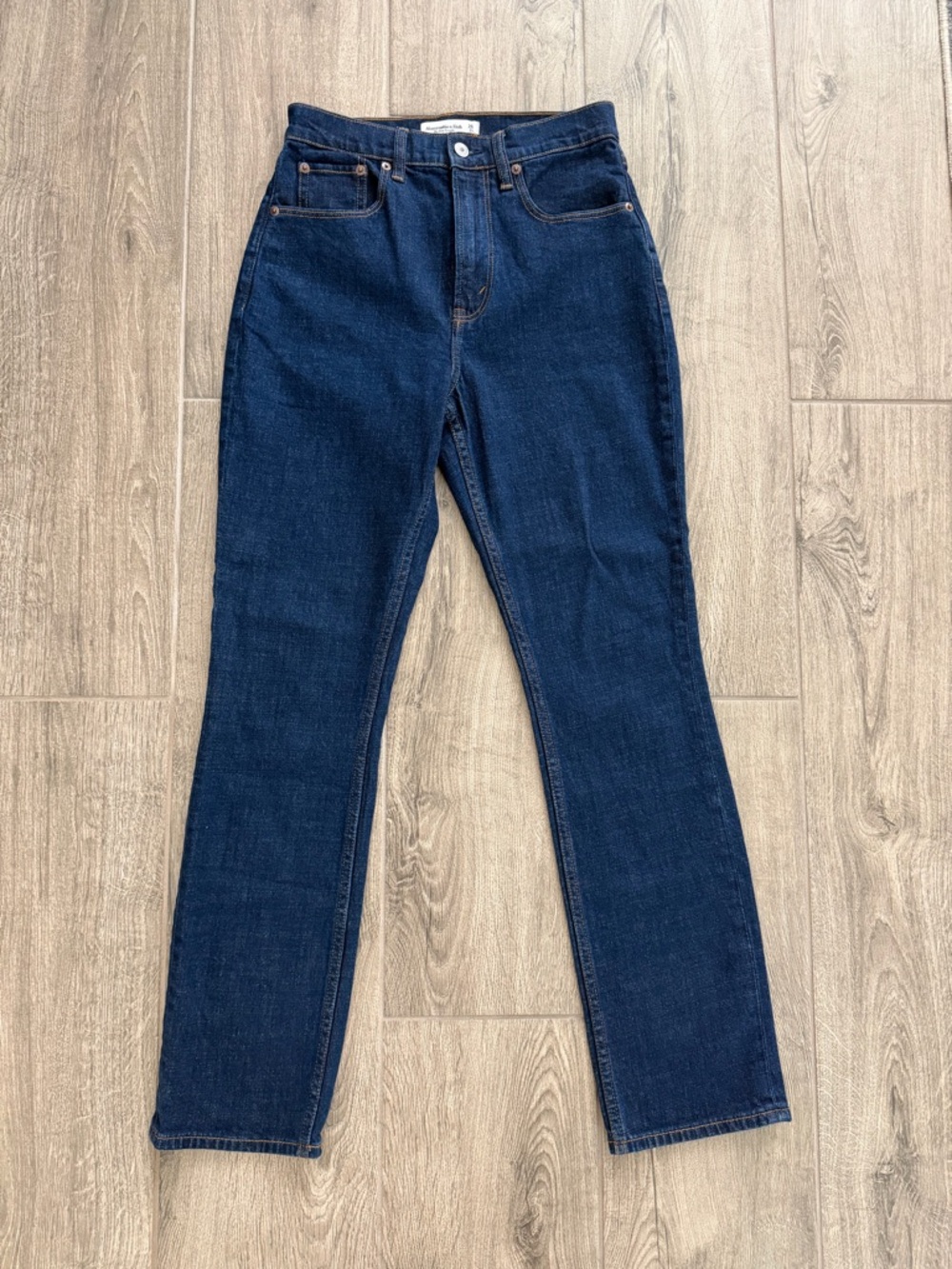 Abercrombie & Fitch Slim Straight Jeans